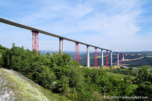 Viaduc de Millau, 2004-05